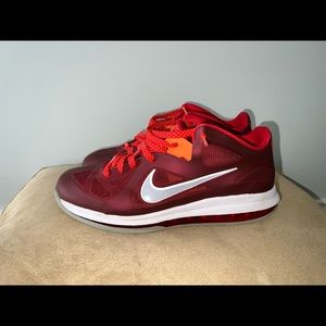 Nike Lebron 9 low cherry/wolf grey size 13